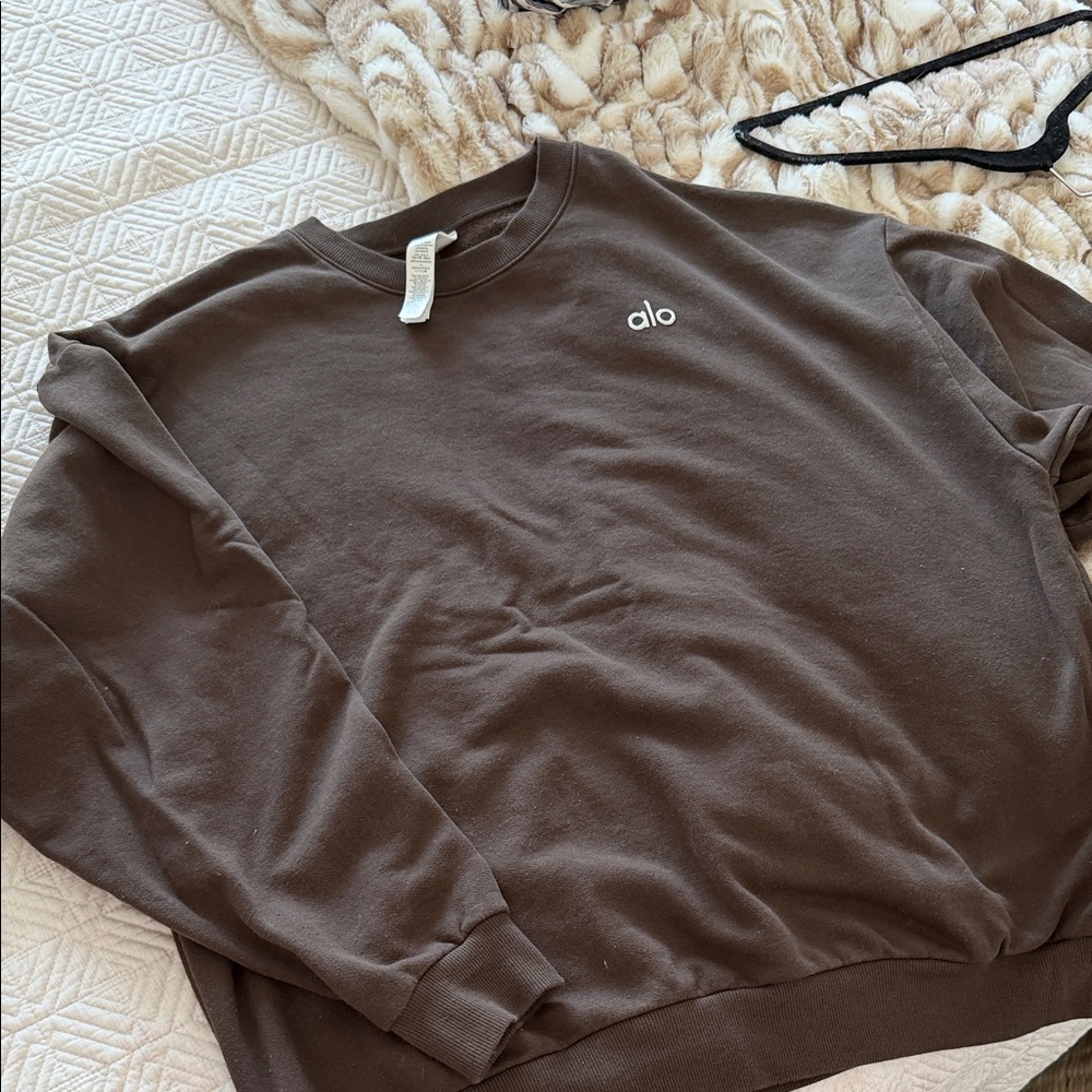 Brown Alo Crewneck in Large (Women’s)